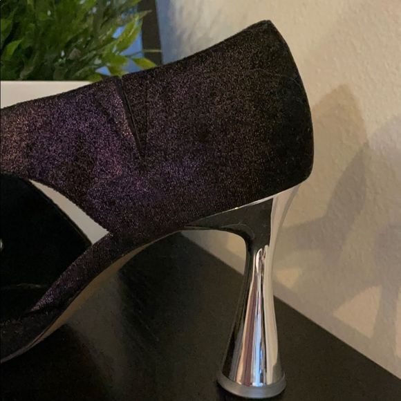 NWB”Katy Perry”Iridescent Purple & Chrome Pump - Picture 3 of 8